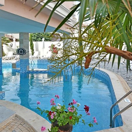 Sirena Palace Family Hotel Obzor Kültér fotó