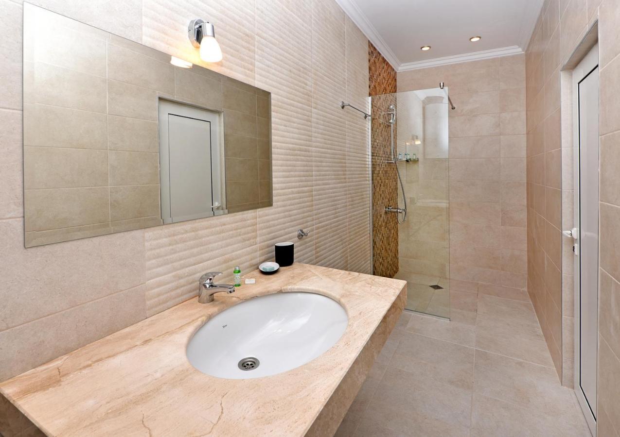 Sirena Palace Family Hotel Obzor Kültér fotó