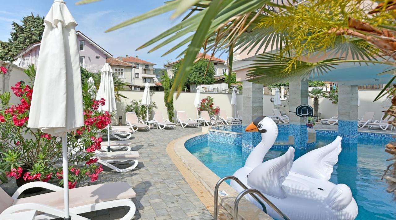 Sirena Palace Family Hotel Obzor Kültér fotó