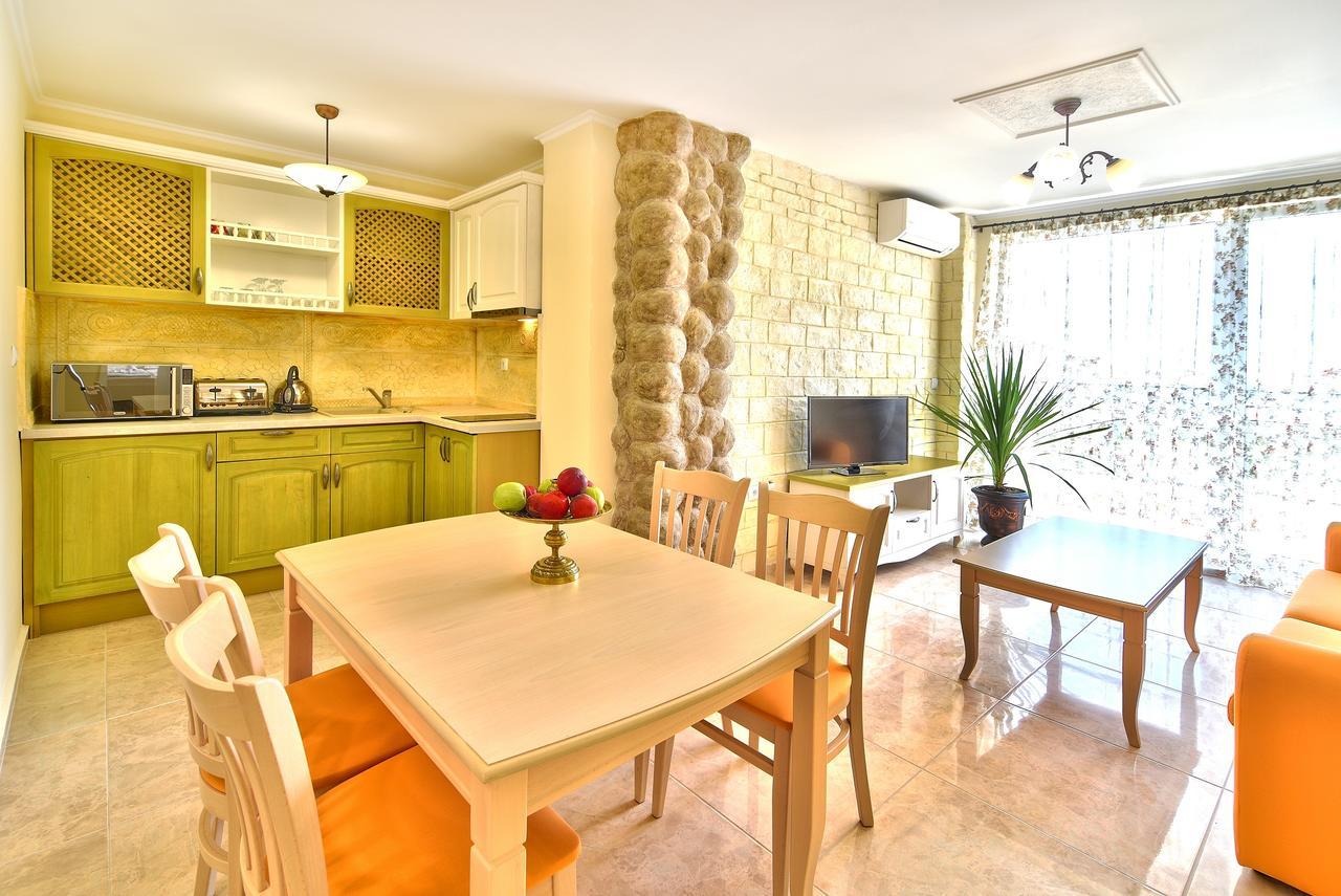 Sirena Palace Family Hotel Obzor Kültér fotó