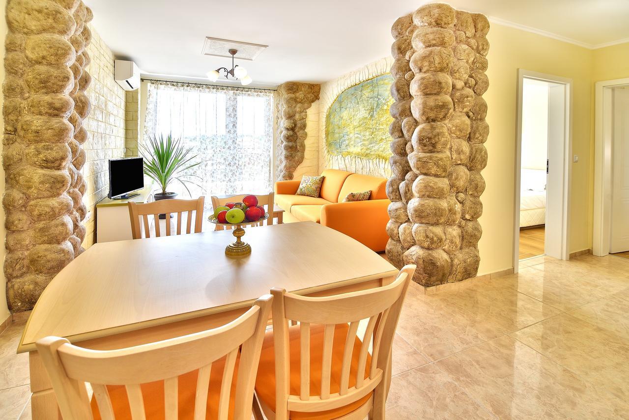 Sirena Palace Family Hotel Obzor Kültér fotó