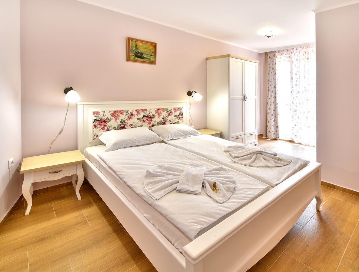 Sirena Palace Family Hotel Obzor Kültér fotó