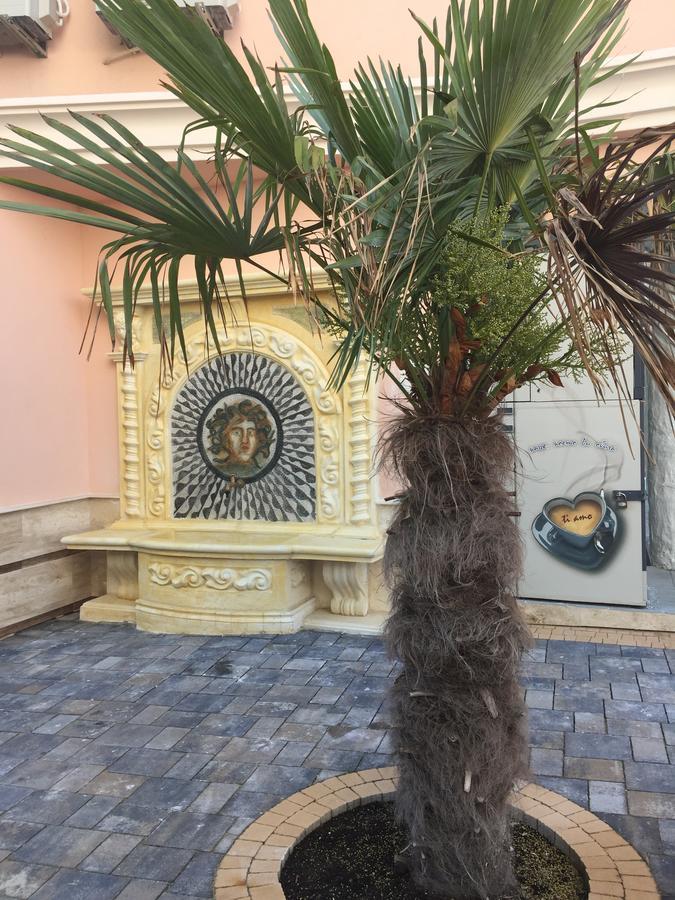 Sirena Palace Family Hotel Obzor Kültér fotó